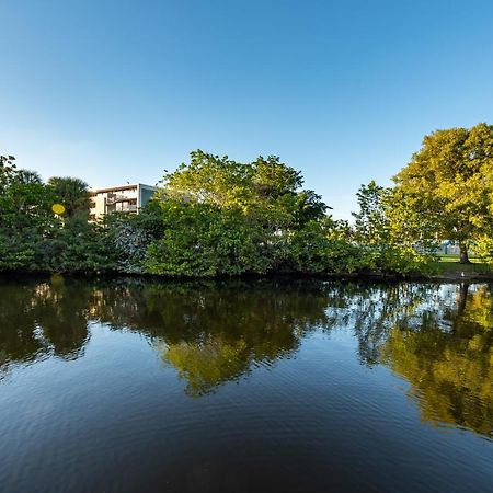 Modern Riverview Apartments フォート・ローダーデール エクステリア 写真