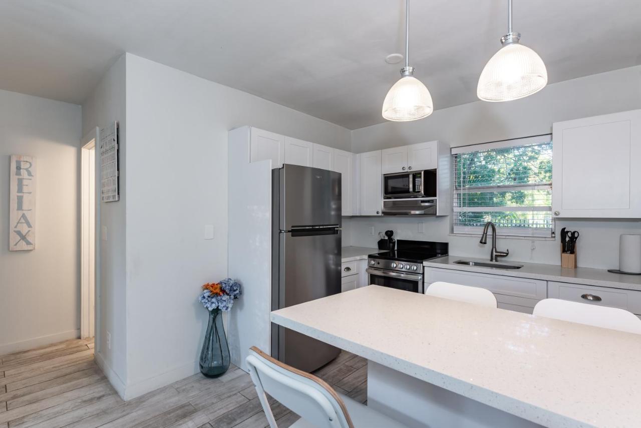Modern Riverview Apartments フォート・ローダーデール エクステリア 写真