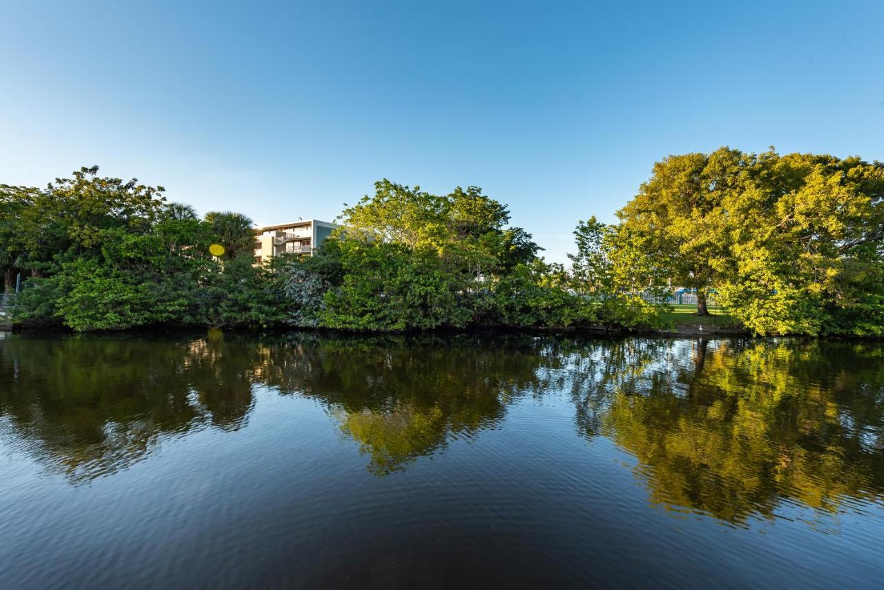 Modern Riverview Apartments フォート・ローダーデール エクステリア 写真