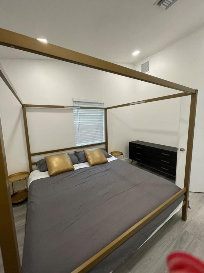 Modern Riverview Apartments フォート・ローダーデール エクステリア 写真