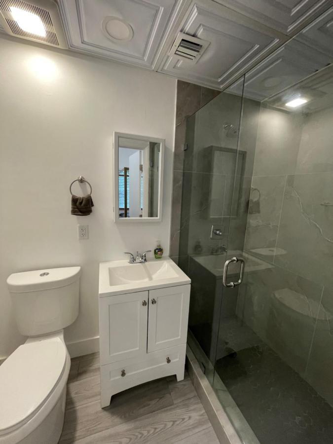 Modern Riverview Apartments フォート・ローダーデール エクステリア 写真