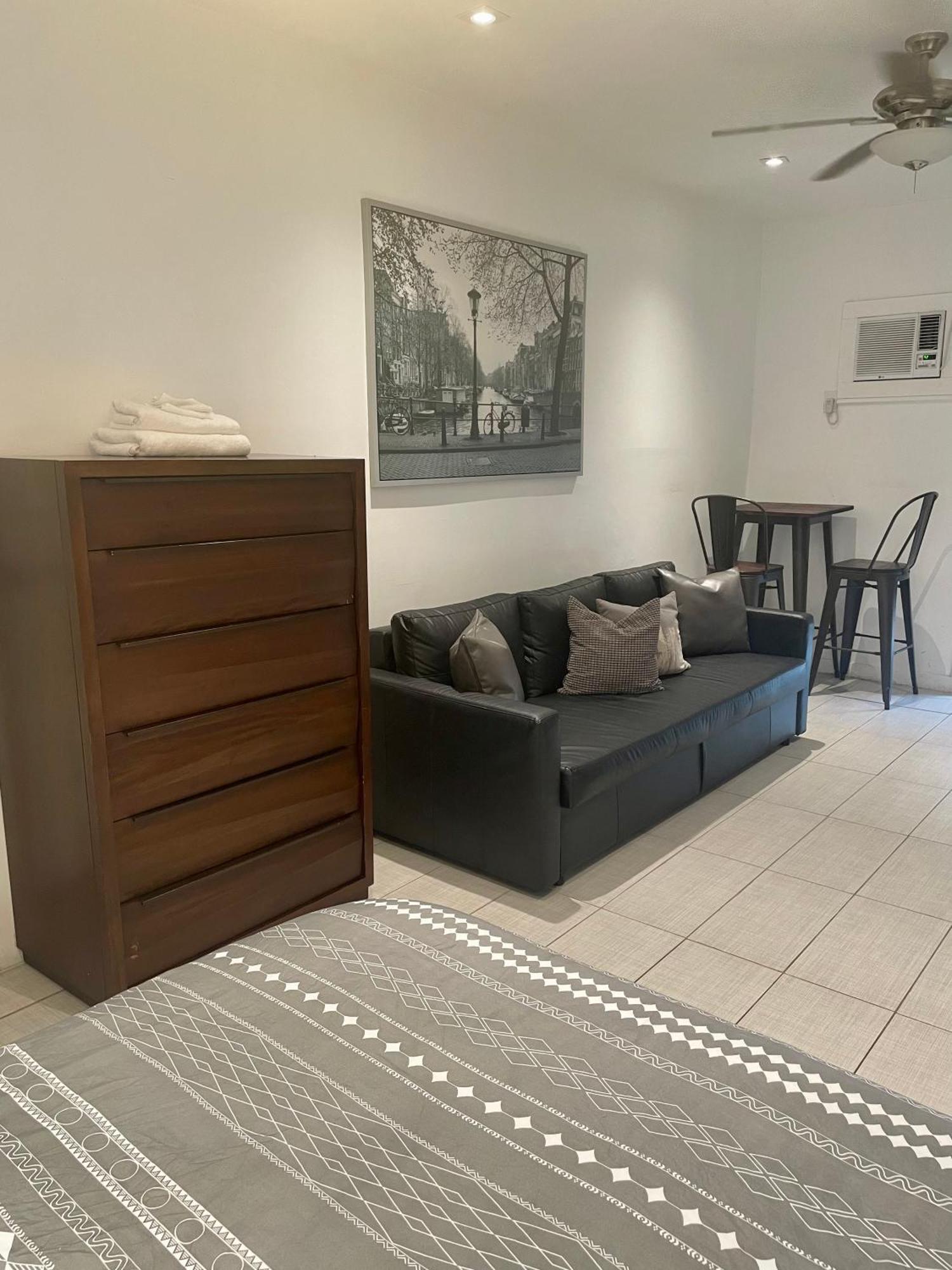 Modern Riverview Apartments フォート・ローダーデール エクステリア 写真